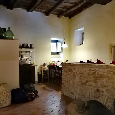 Umbria Valnerina In Noble Near Spoleto X 4-6 Persons Casa de Férias