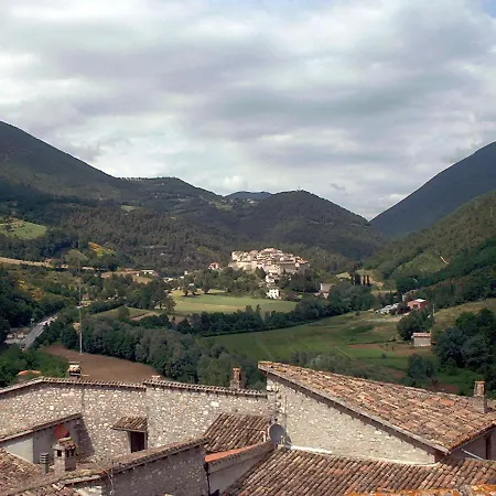 Дом отдыха Umbria Valnerina In Noble Near Spoleto X 4-6 Persons *
