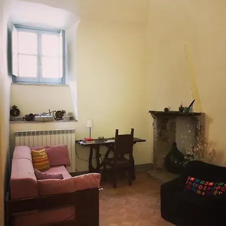 Дом отдыха Umbria Valnerina In Noble Near Spoleto X 4-6 Persons Сант'Анатолия-ди-Нарко